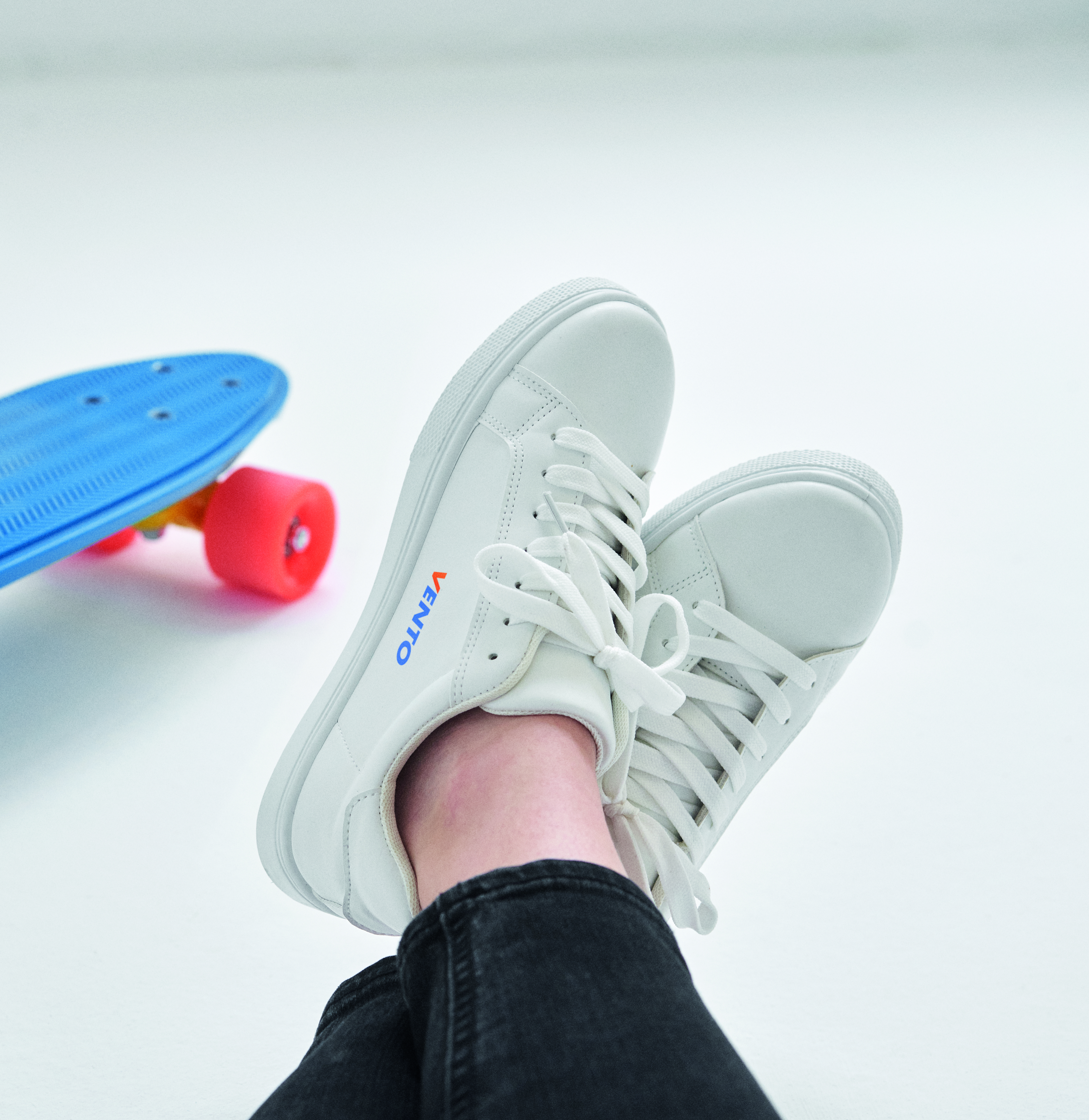 Sneakers aus PU Gr. 39 BLANCOS