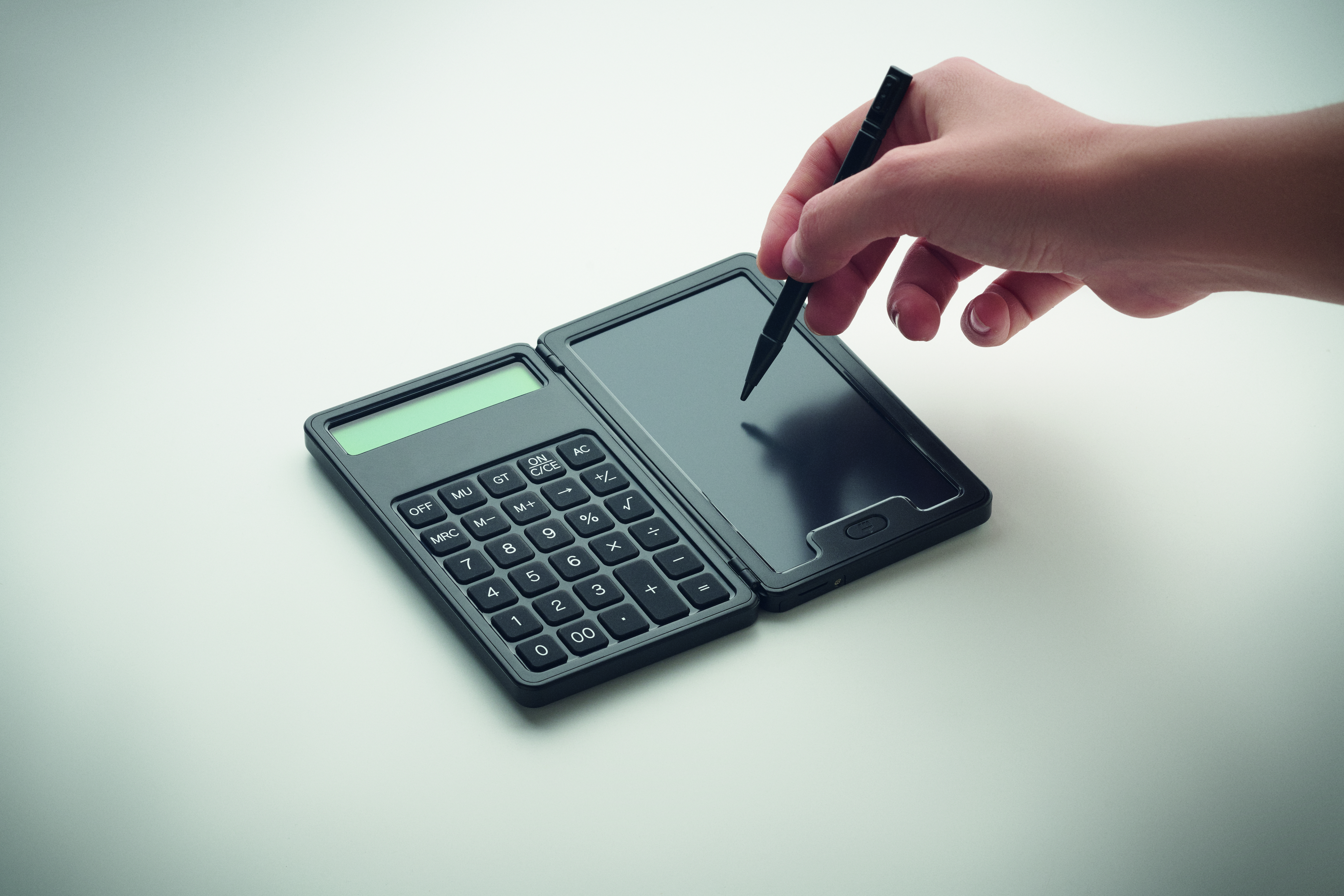 Taschenrechner mit LCD-Tafel CLERK