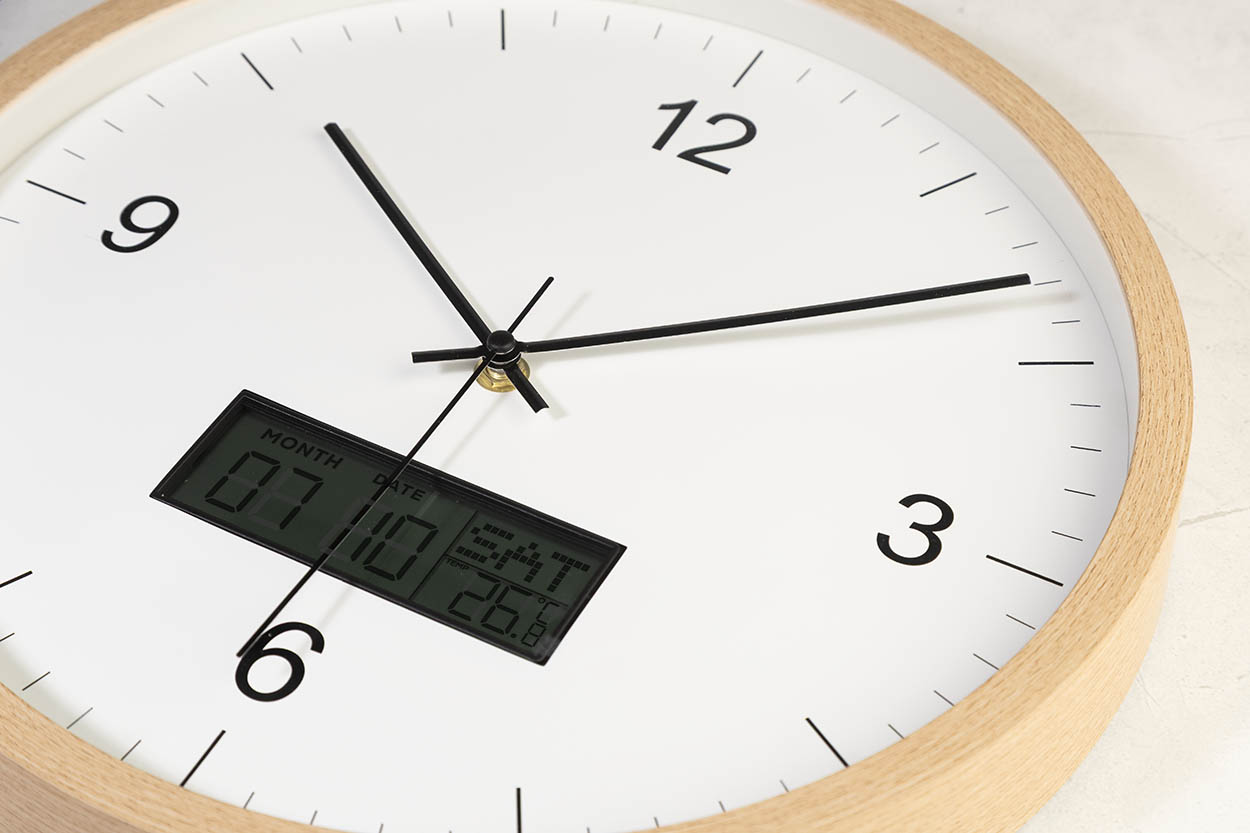 Wanduhr aus RPP Tempora