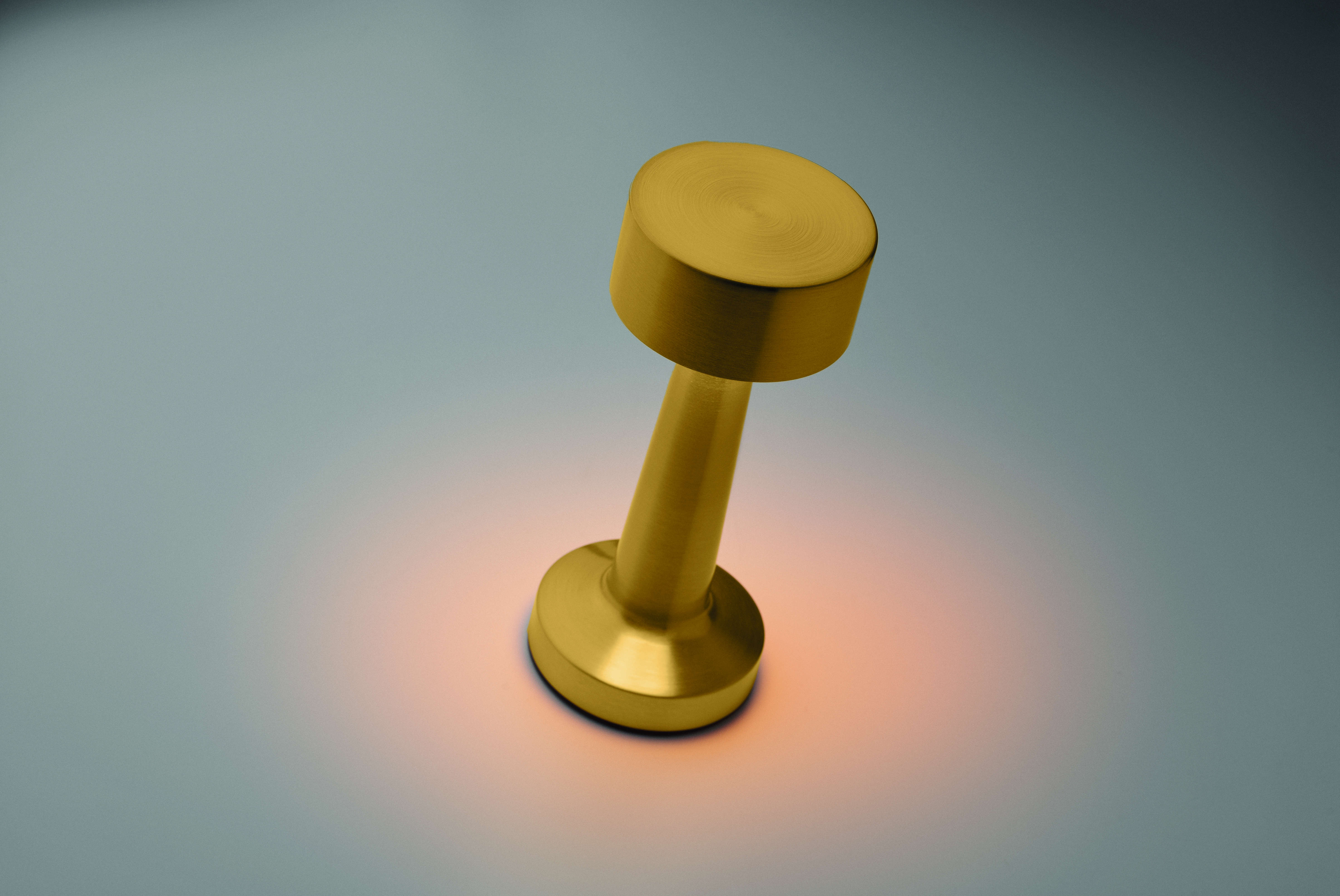 USB-Tischlampe Metall HIERLUZ