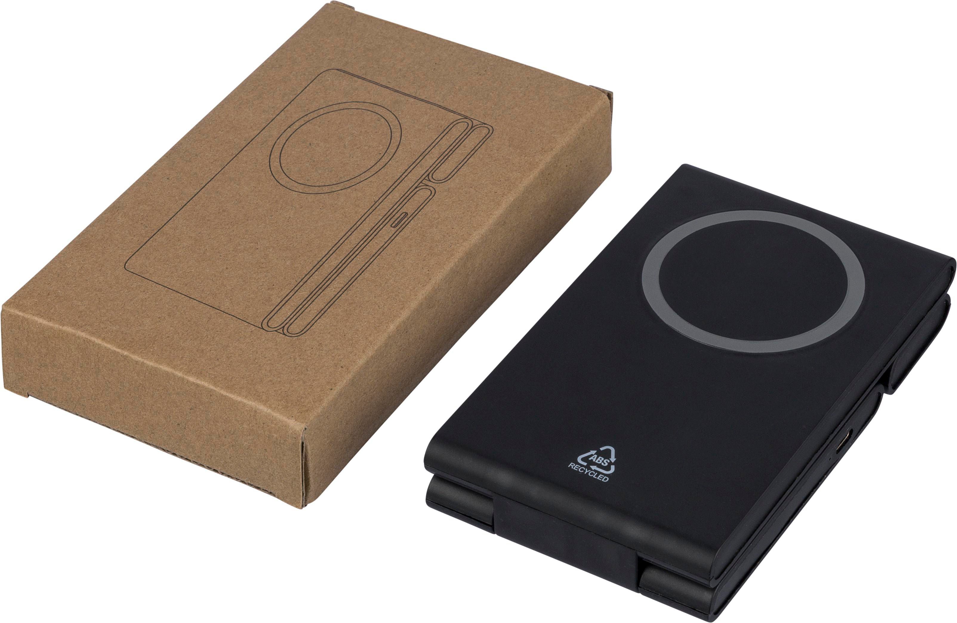 Recyceltes ABS 3-in-1 magnetisches kabelloses Ladegerät Valerio