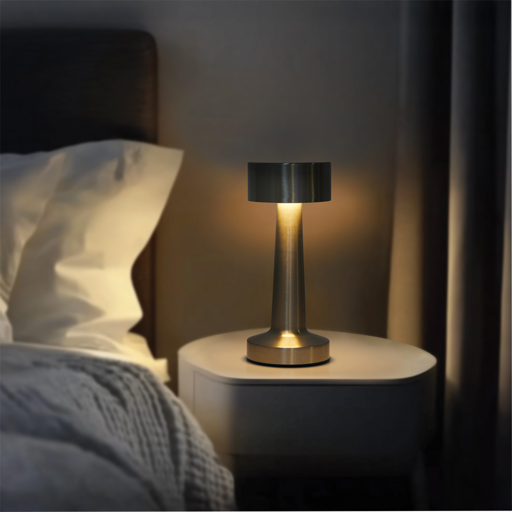Edelstahl-Tischlampe MUSHROOM
