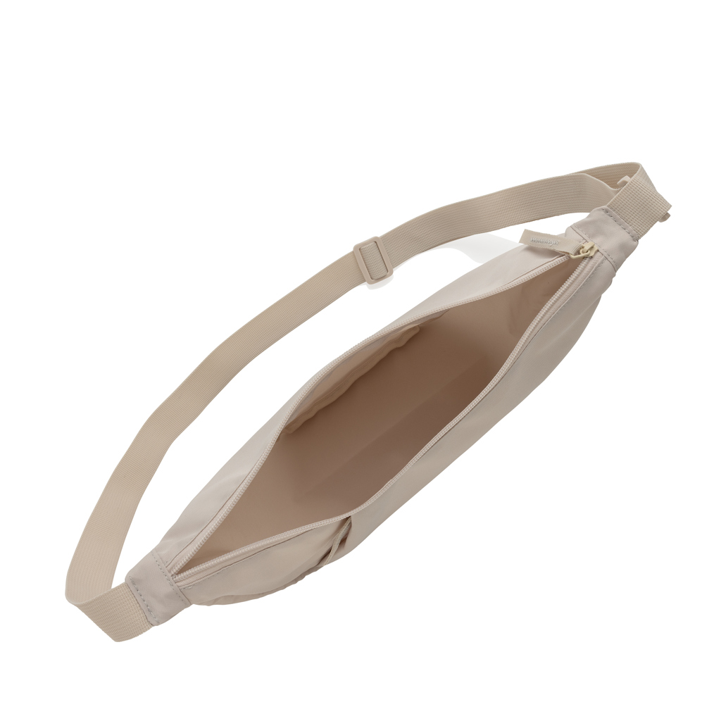 Crescent XL AWARE™ RPET Half-Moon Sling Tasche