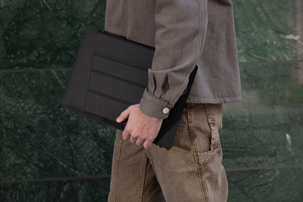 XD Design 14" Mobile Office Sleeve