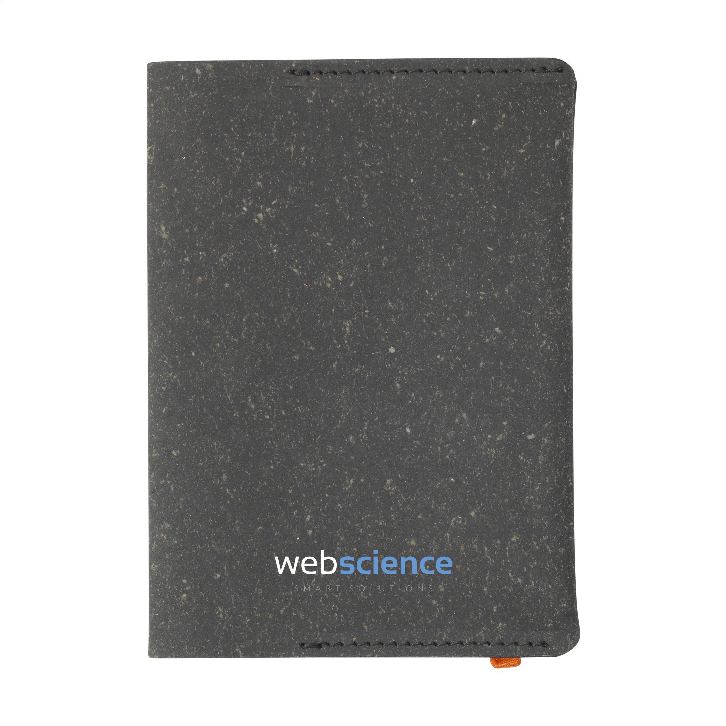 Recycled Leather Passport Holder Passhülle