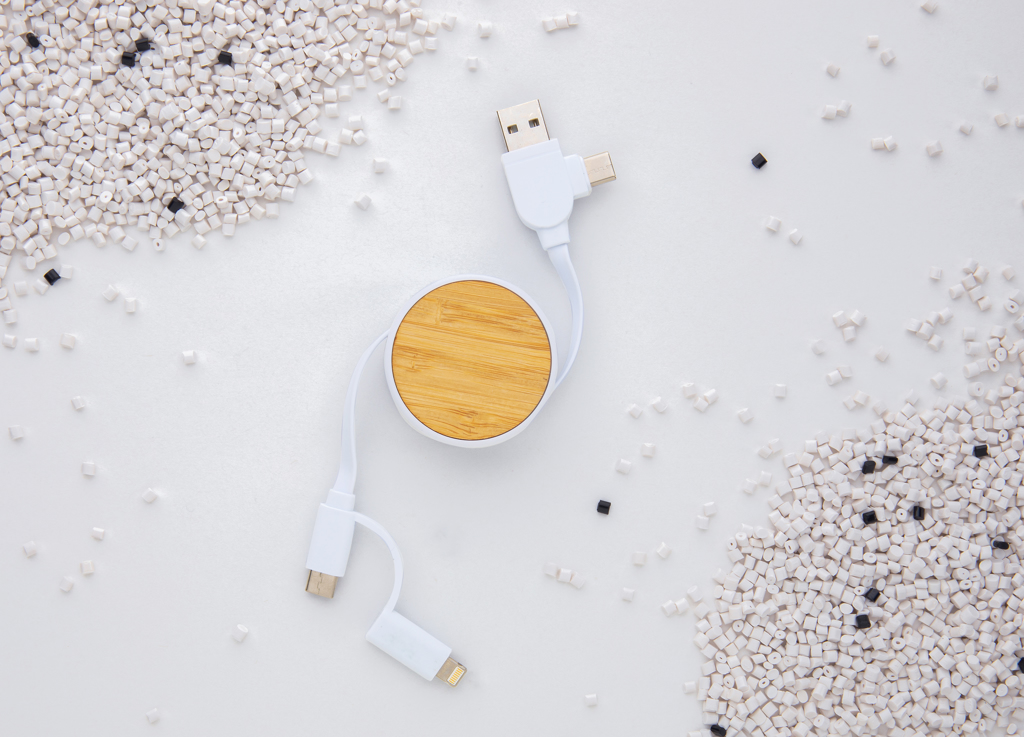 Ontario ausziehb. 4-in-1 Kabel aus RCS recyceltem Kunststoff