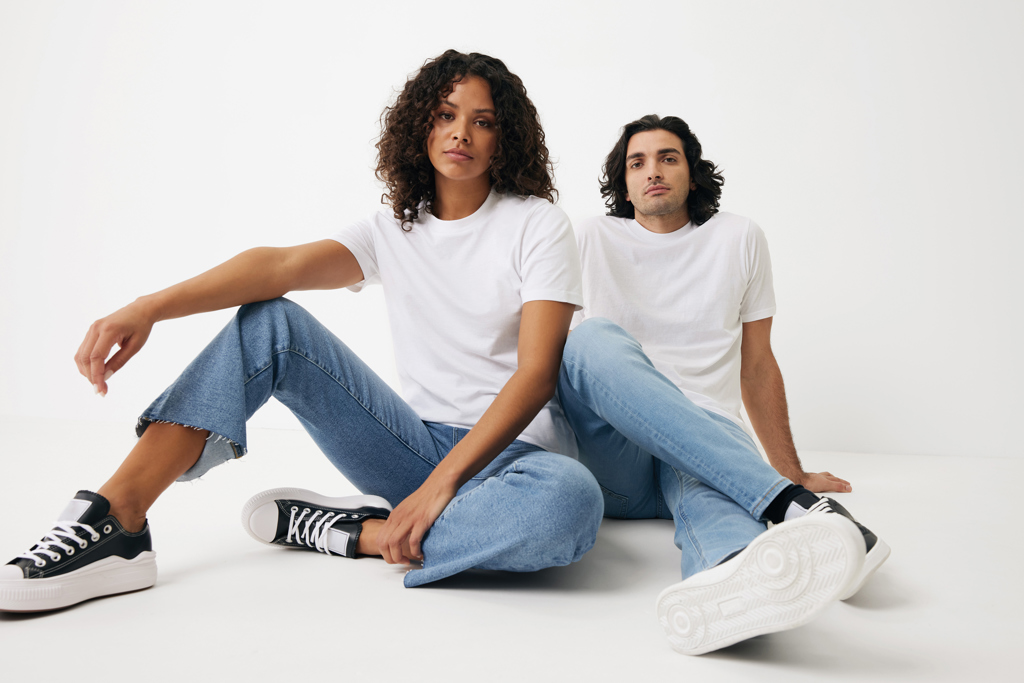 IQONIQ Sierra Lightweight T-Shirt aus recycelter Baumwolle