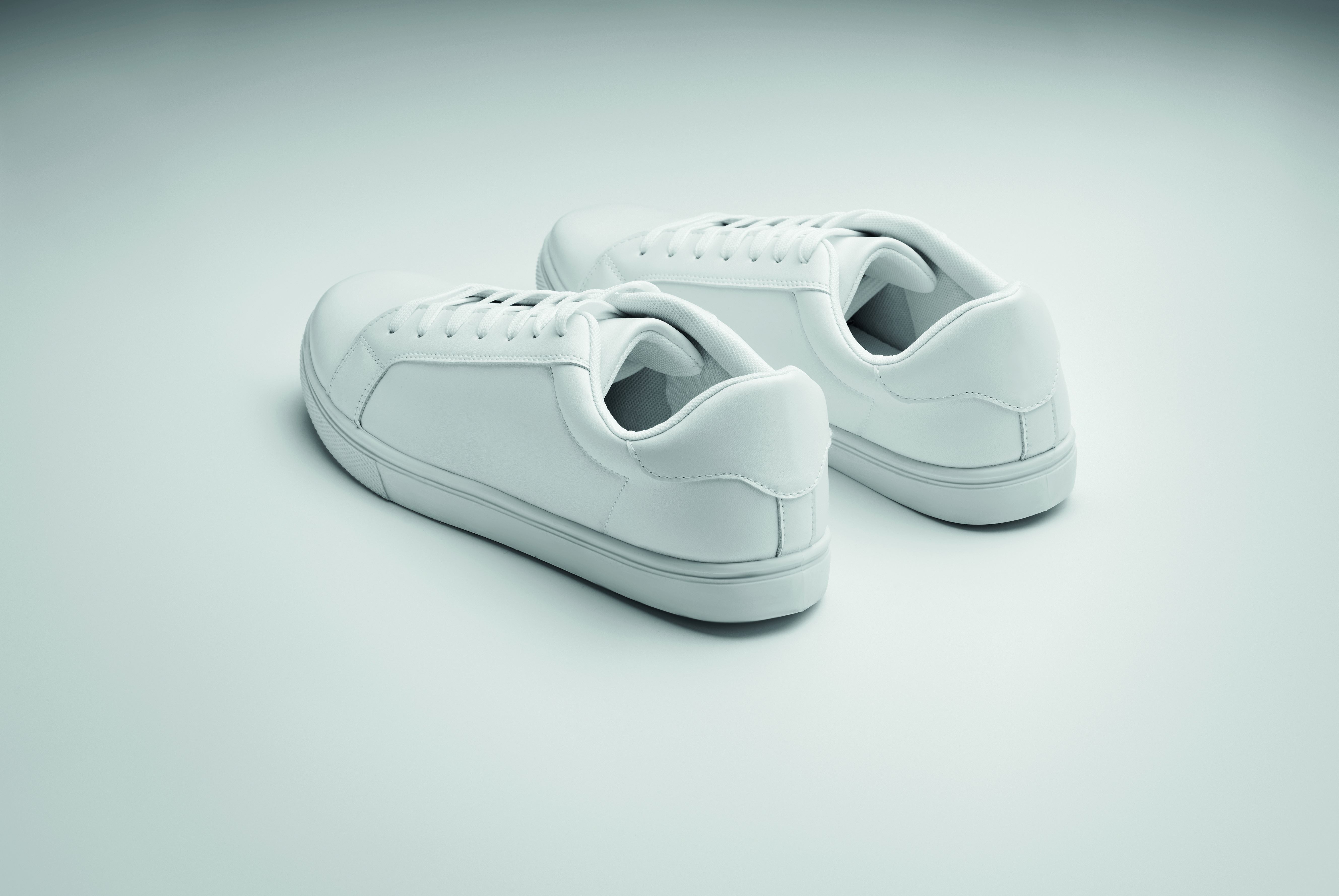 Sneakers aus PU Gr. 43 BLANCOS
