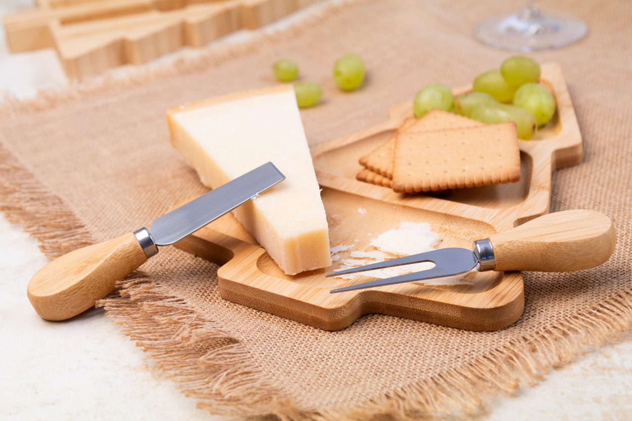 Weihnachtliches Käsemesserset Jarlsberg