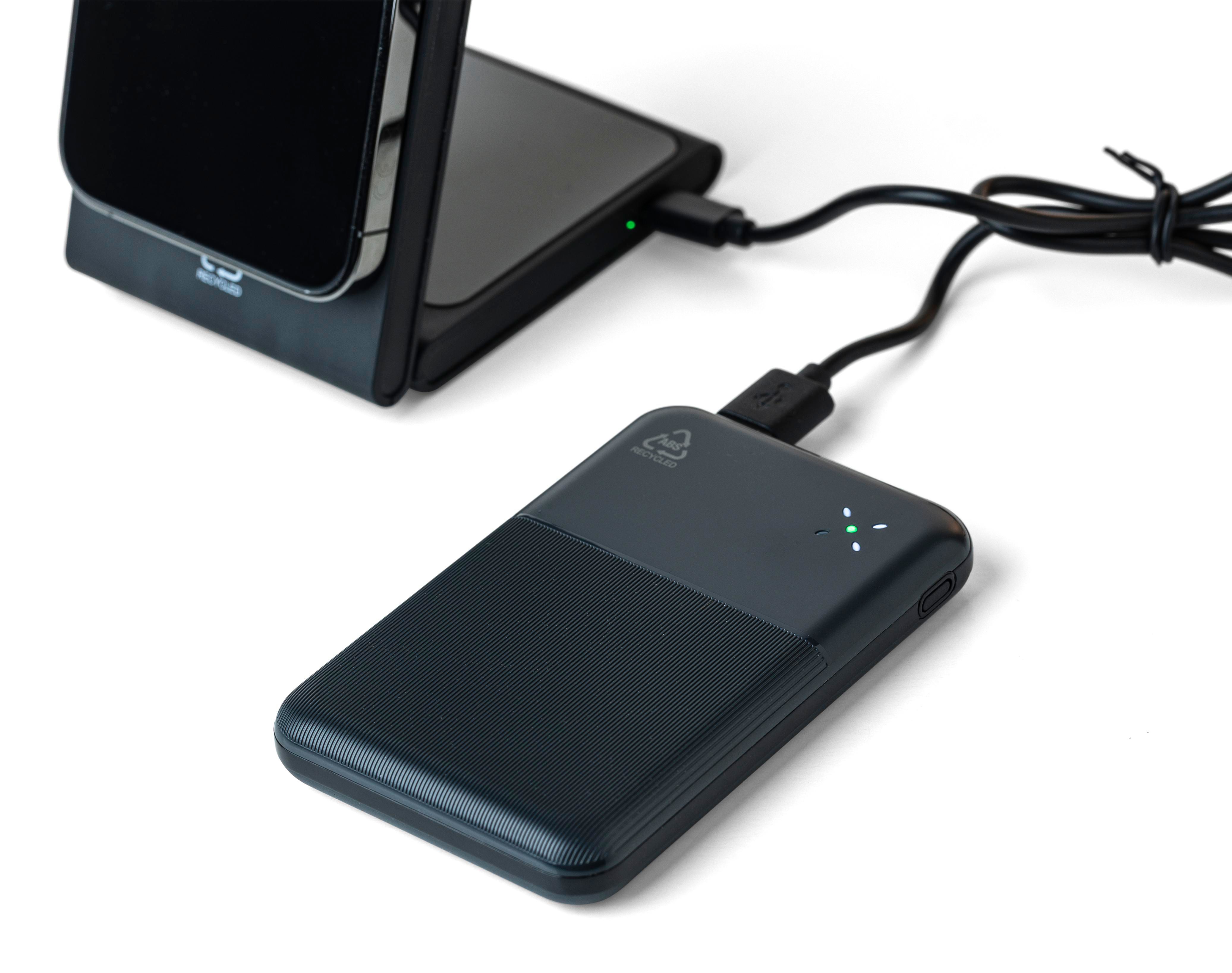 Recycelte ABS-Powerbank Tavi