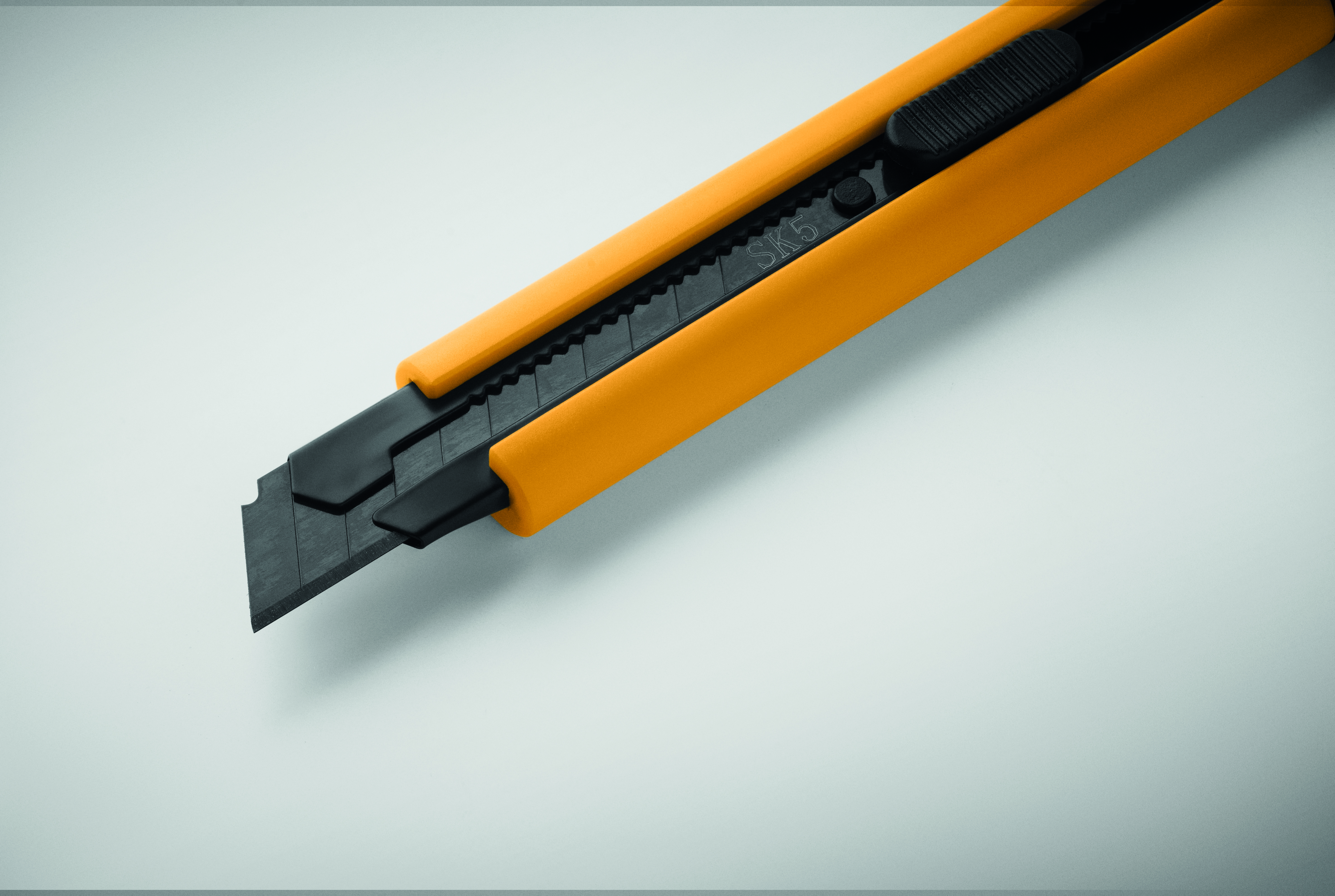 Einziehbares Cuttermesser BLADE +