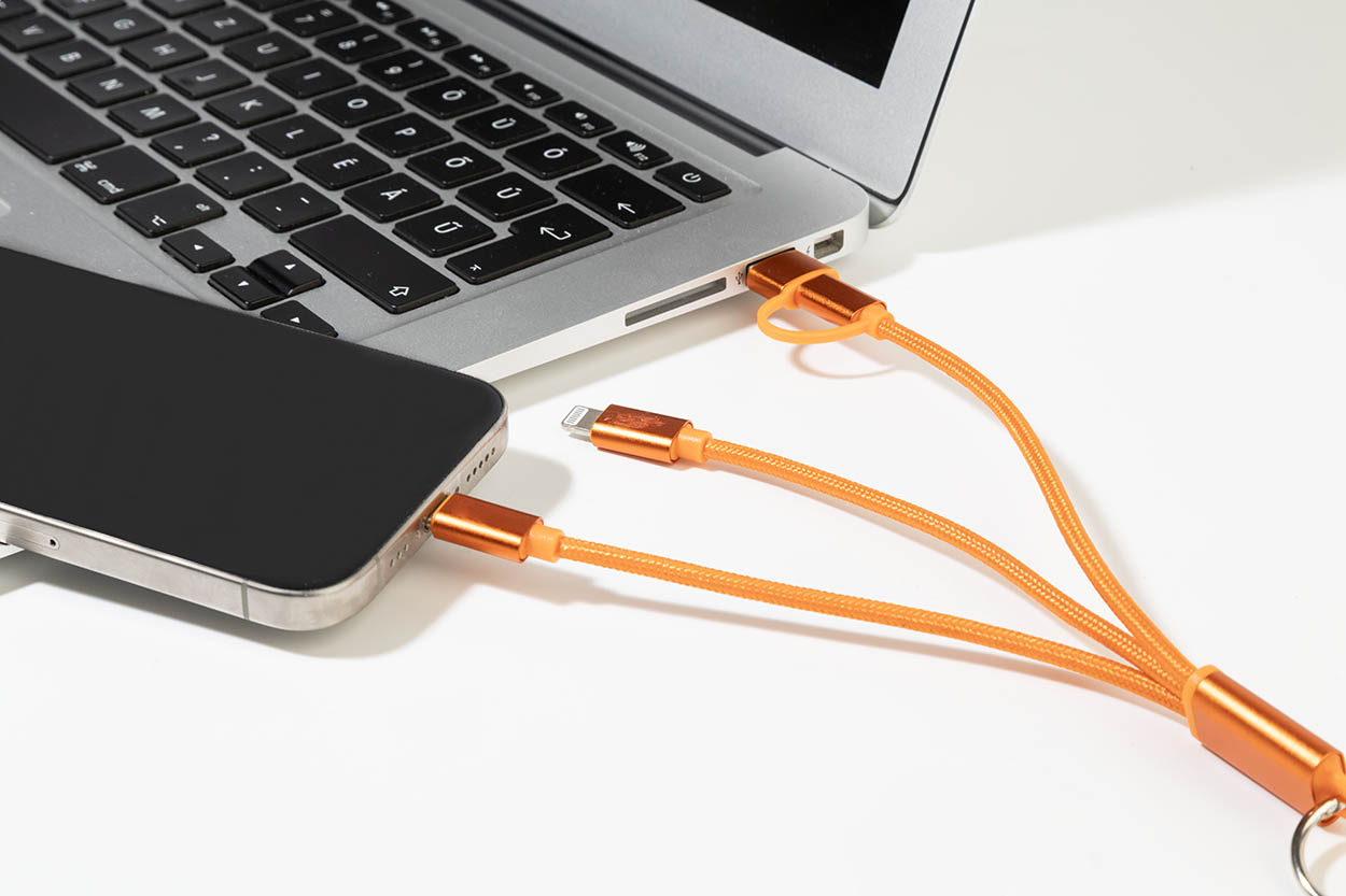 USB-Ladekabel mit Schlüsselanhänger Rafob