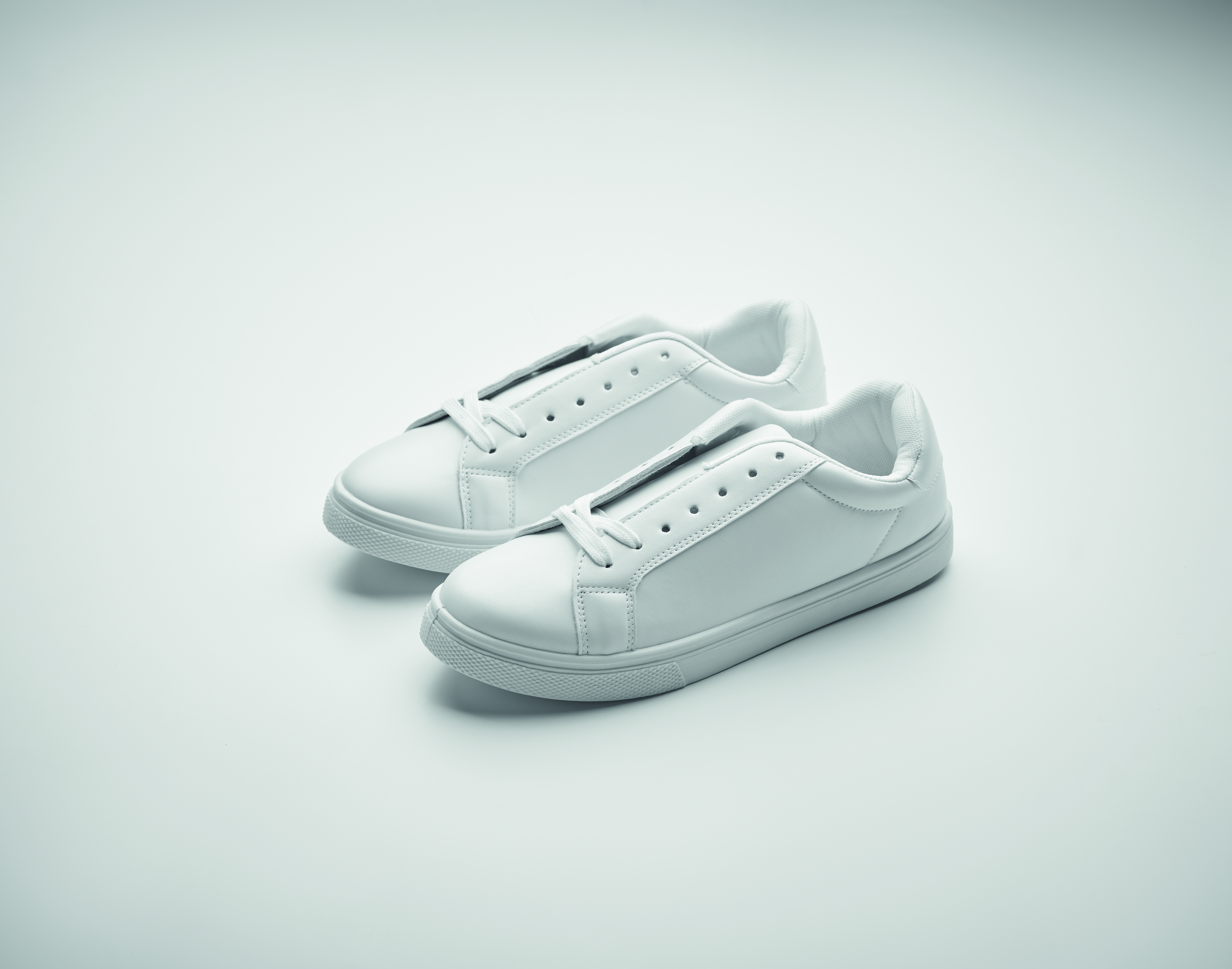Sneakers aus PU Gr. 37 BLANCOS