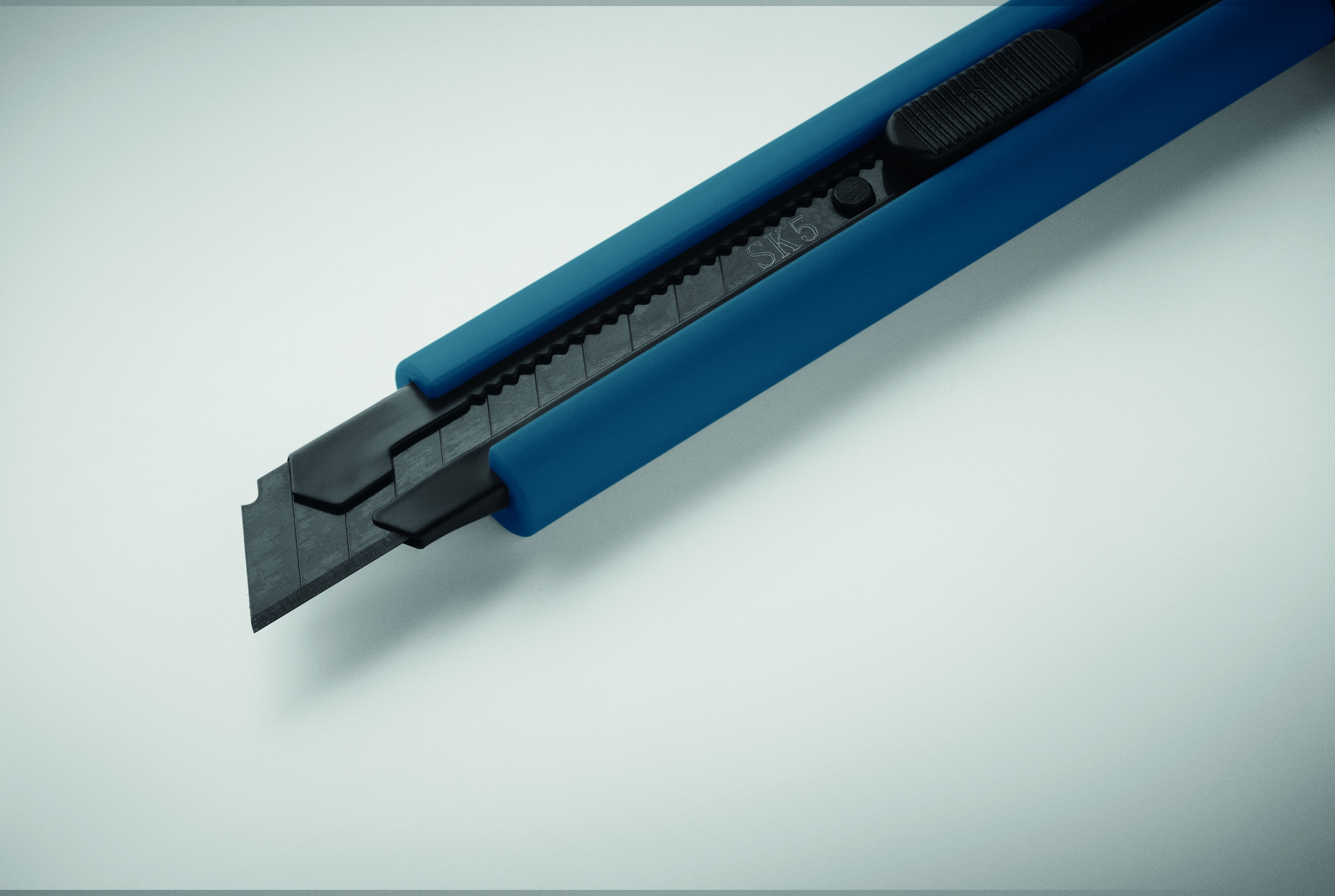 Einziehbares Cuttermesser BLADE +