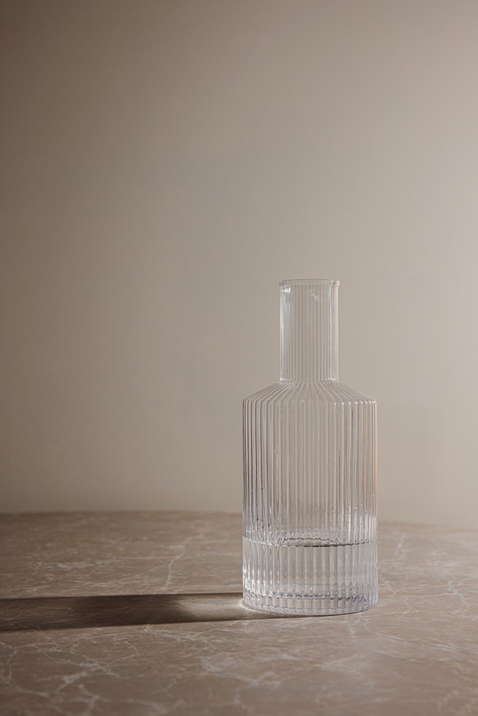 VINGA York Karaffe 1,45L