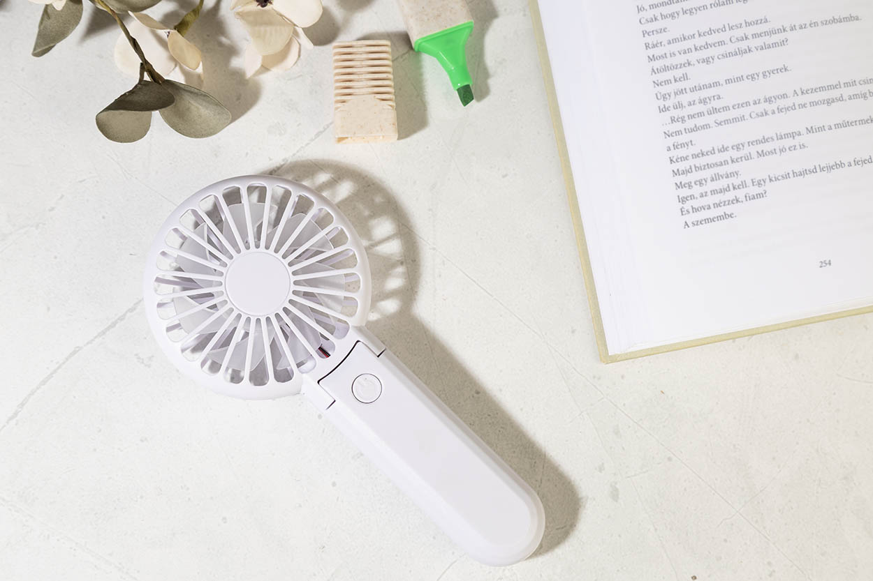 RABS Wiederaufladbarer Handventilator Chilly