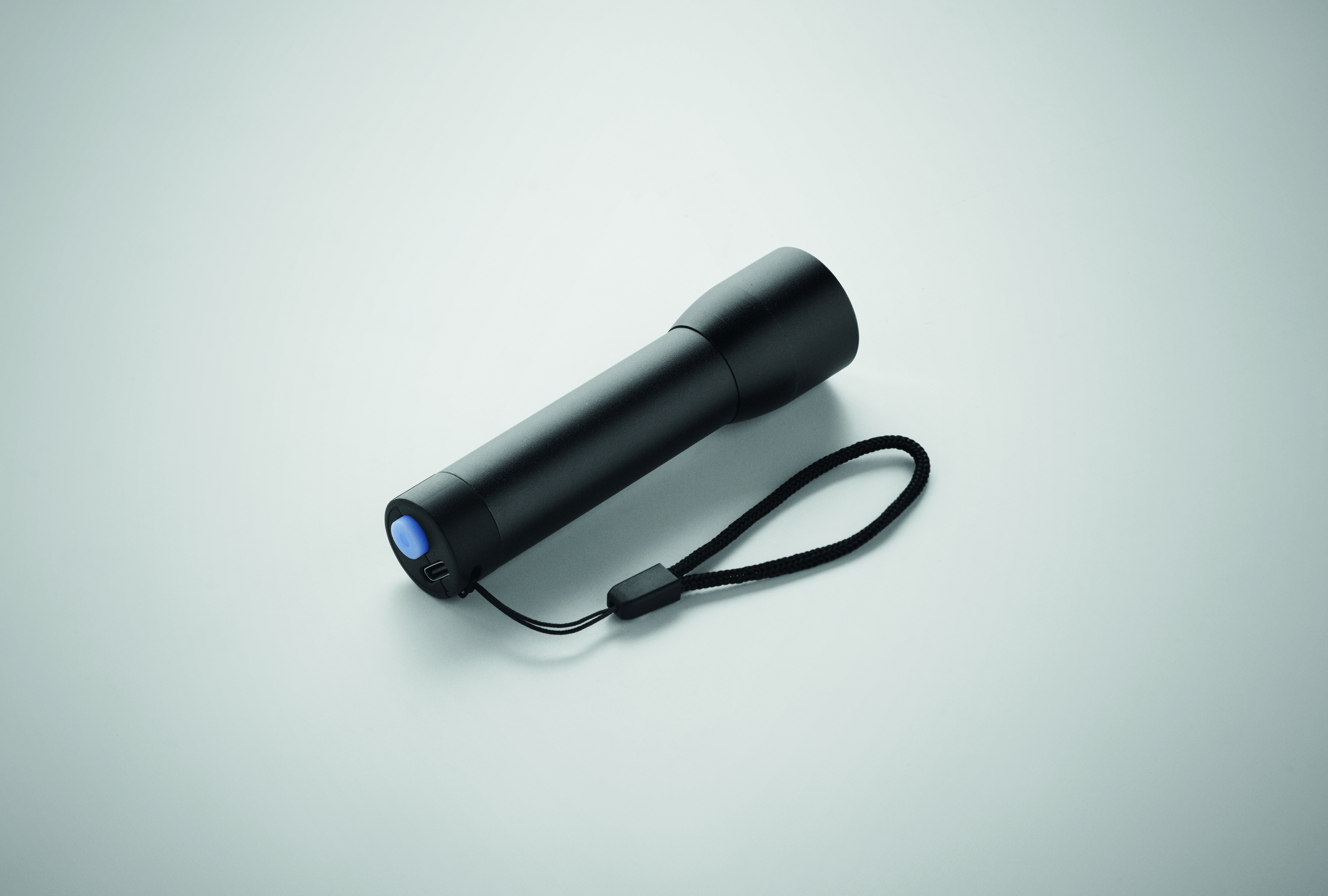 Wiederaufladbare Taschenlampe LUMEZO