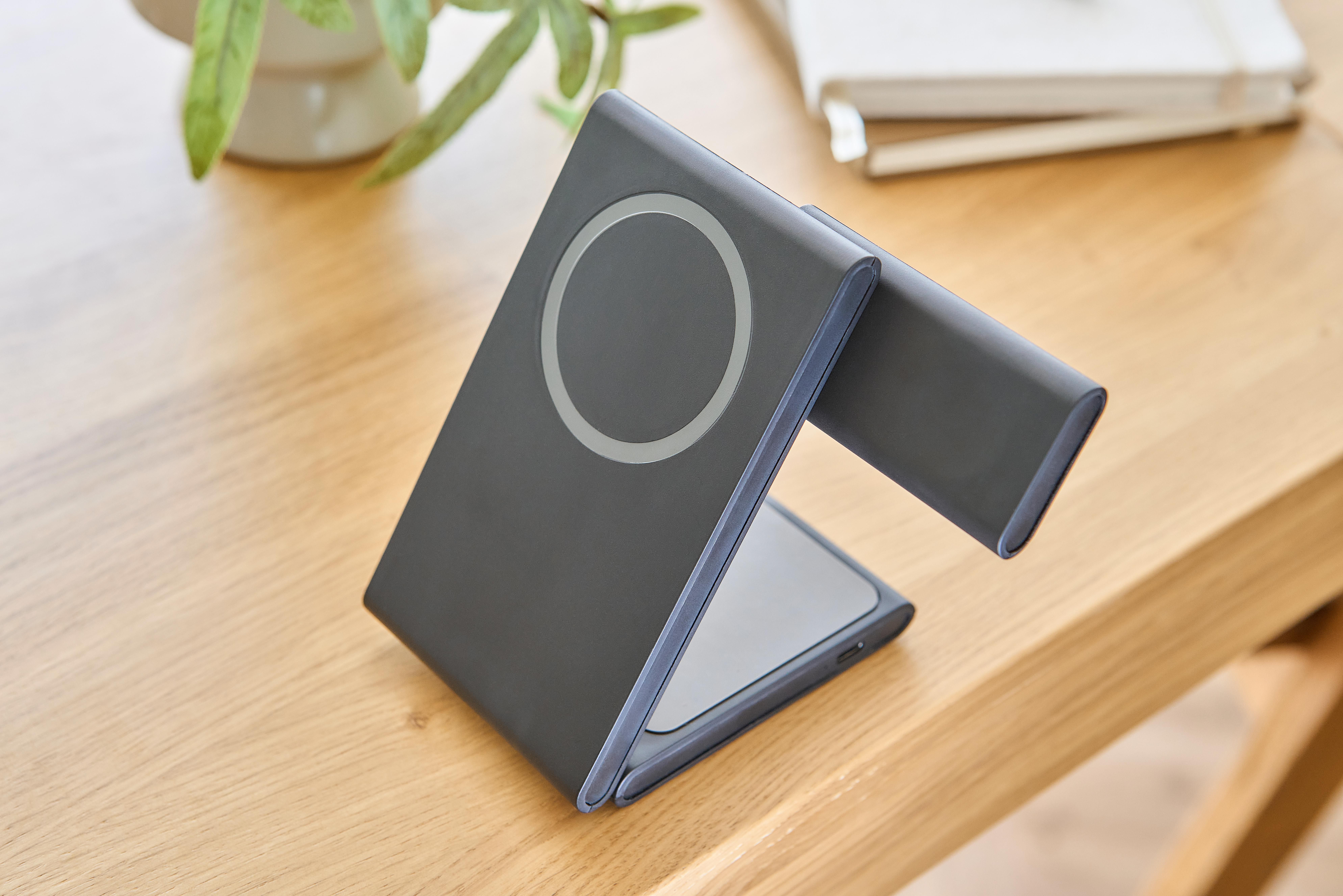 Recyceltes ABS 3-in-1 magnetisches kabelloses Ladegerät Valerio